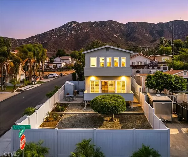 33411 Landerville BLVD, Lake Elsinore, CA 92530