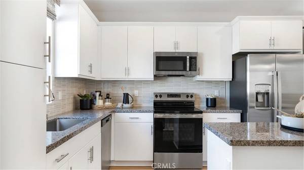 Rialto, CA 92376,1223 Yeager AVE