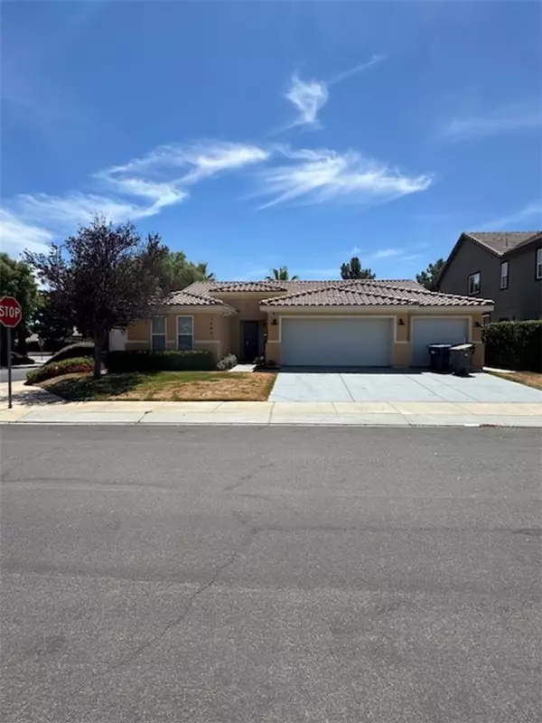 1495 Midnight Sun DR, Beaumont, CA 92223