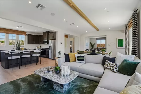 Cathedral City, CA 92234,137 Via Palermo