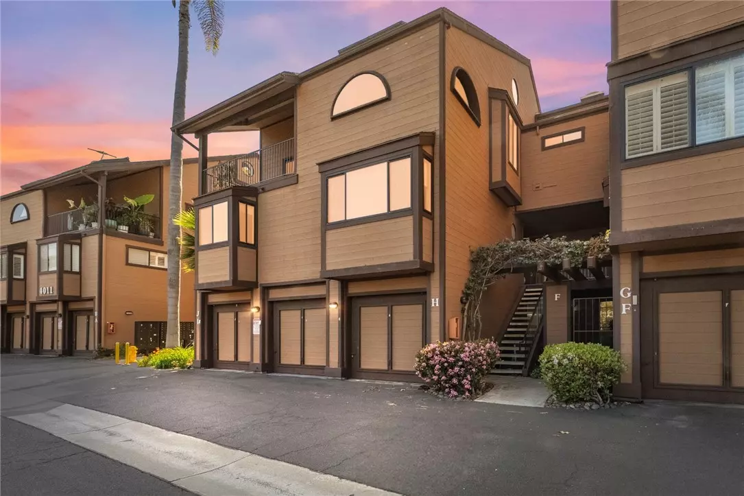 Carlsbad, CA 92008,4009 Canario Street #H