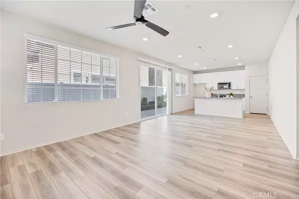 Temecula, CA 92591,40383 Birchfield DR