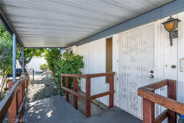 Hemet, CA 92545,990 Santa Elena WAY