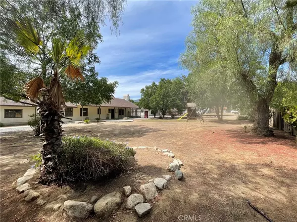 Lake Elsinore, CA 92530,16395 Broadway ST