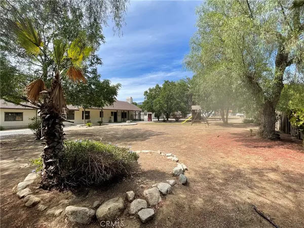 Lake Elsinore, CA 92530,16395 Broadway ST