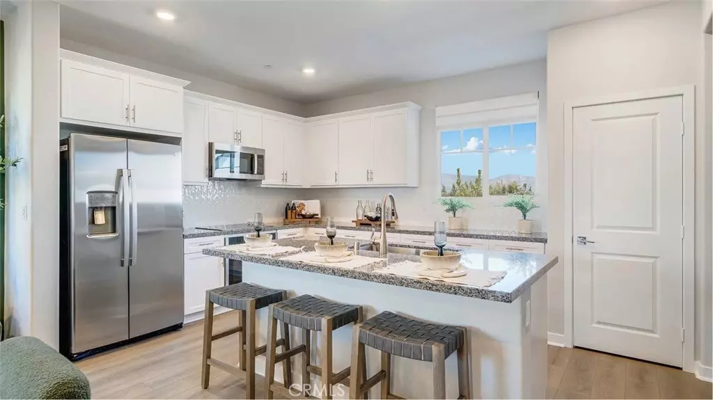 Rialto, CA 92376,1641 Eagle RD