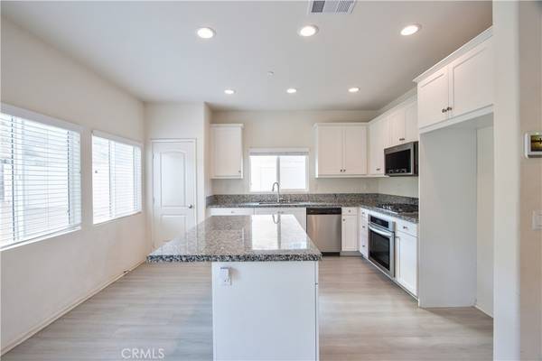 Winchester, CA 92596,30709 Expedition DR