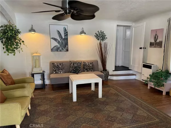Riverside, CA 92501,3332 2nd ST