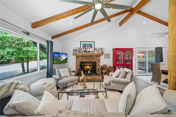 Idyllwild, CA 92549,25106 Rim Rock Rd