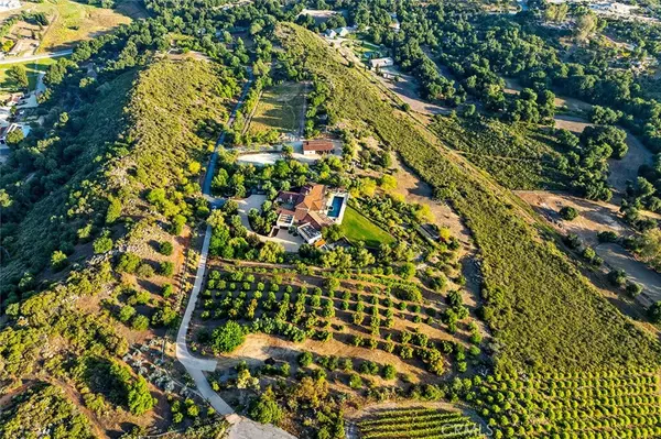 Murrieta, CA 92562,19300 Hombre LN