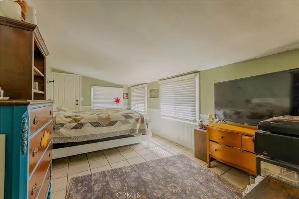 Lake Elsinore, CA 92530,33097 Case ST