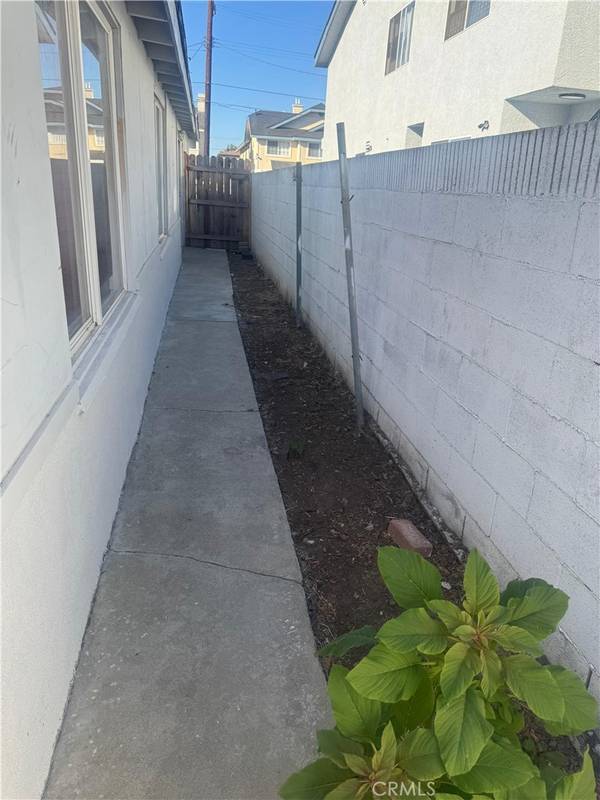 Torrance, CA 90501,1566 W 208TH