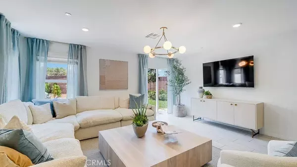 San Jacinto, CA 92582,1493 Braided Mane DR