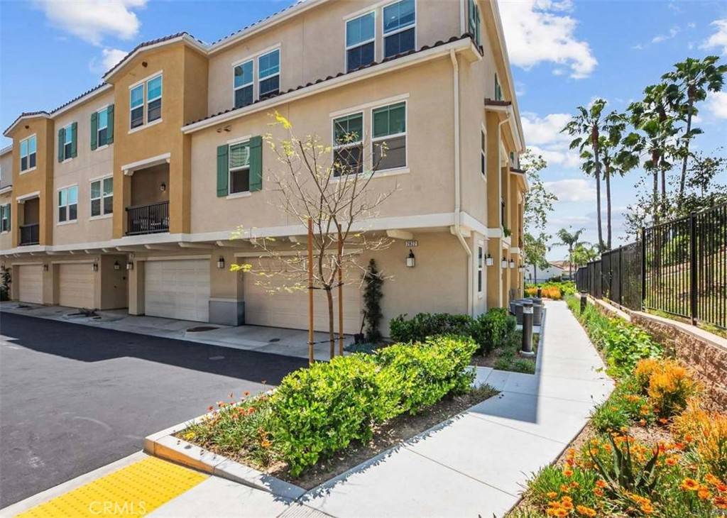 Spring Valley, CA 91977,2822 Juniper Berry