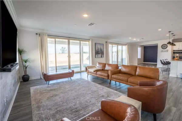 Murrieta, CA 92563,30608 Olive Berry