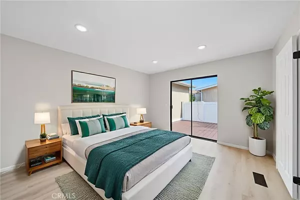 Laguna Hills, CA 92653,25888 Via Lomas #20
