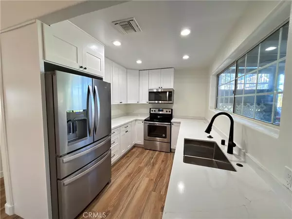 Canyon Lake, CA 92587,29731 Bonanza PL