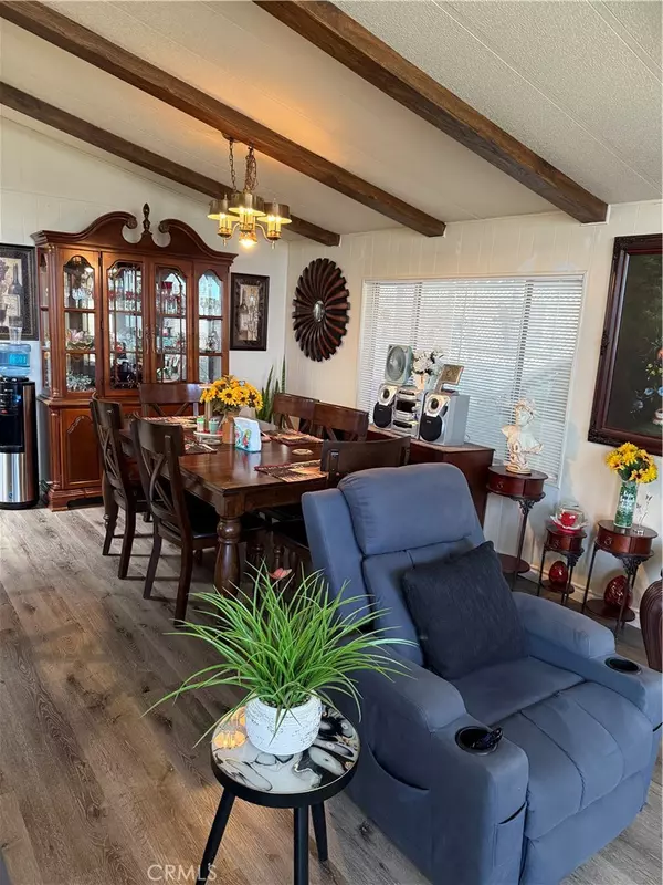 San Jacinto, CA 92582,209 Flora Vista