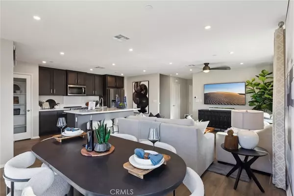 Fontana, CA 92336,6393 Sierra Vista LN #1