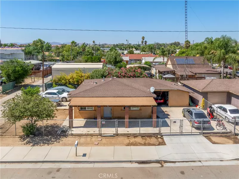 197 E 7th ST, Perris, CA 92570