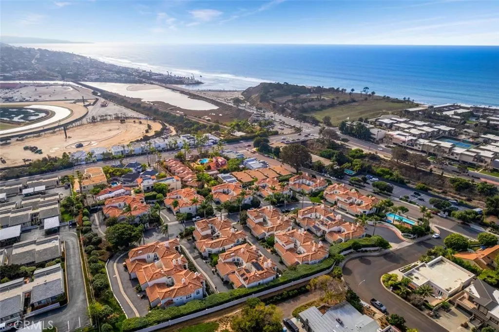 Solana Beach, CA 92075,876 Cofair CT