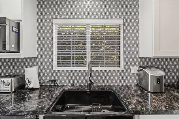 Winnetka, CA 91306,20323 Haynes ST