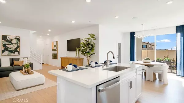 Rialto, CA 92376,1702 Eagle RD