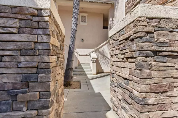 Murrieta, CA 92563,26390 Arboretum WAY #3004