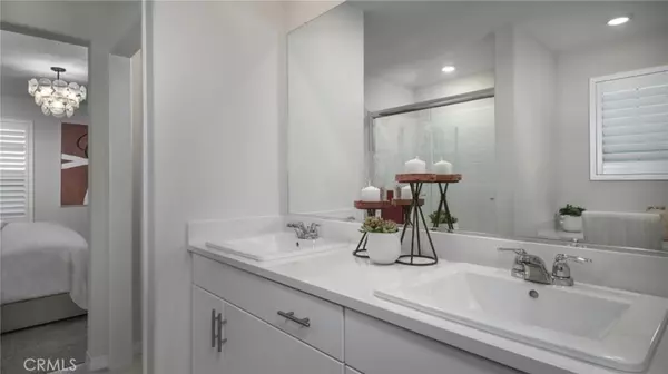 Rialto, CA 92377,2456 Gunner Ridge WAY