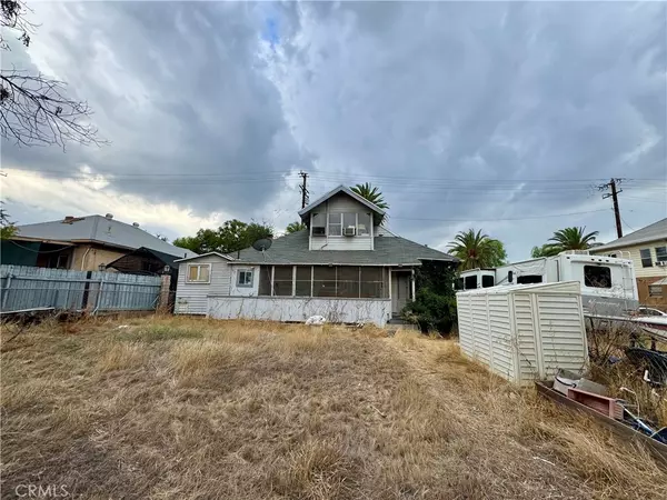 Redlands, CA 92374,815 E Central Ave