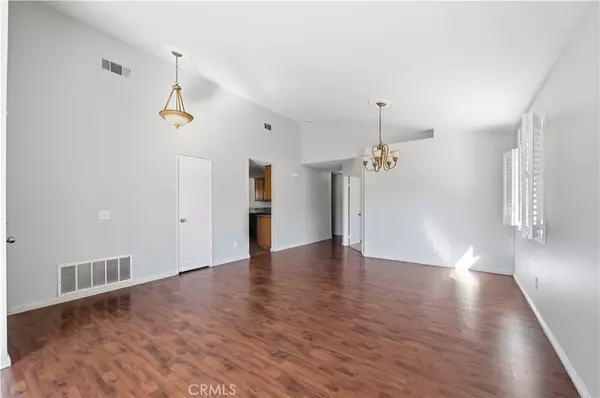 Hemet, CA 92543,964 Coquina