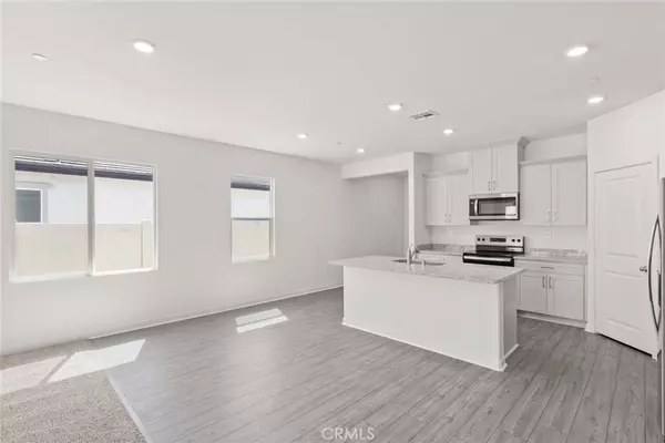 Indio, CA 92201,42495 Aruba CT