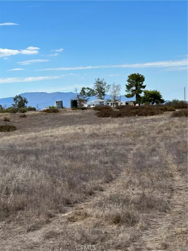 Hemet, CA 92544,15 Ridgewood RD