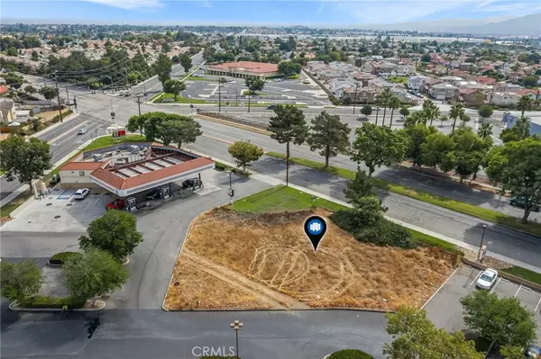940 Bloomington Ave, Rialto, CA 92376