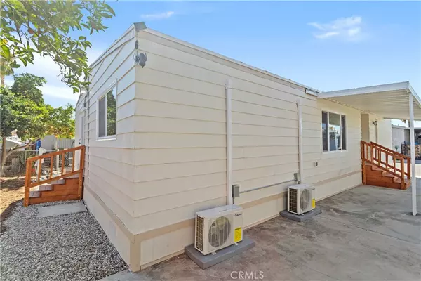 Hemet, CA 92543,1097 N N State ST #194