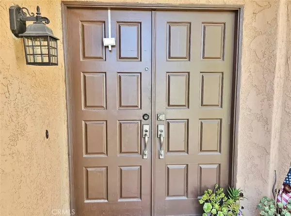 Oceanside, CA 92056,1603 Calle Las Casas
