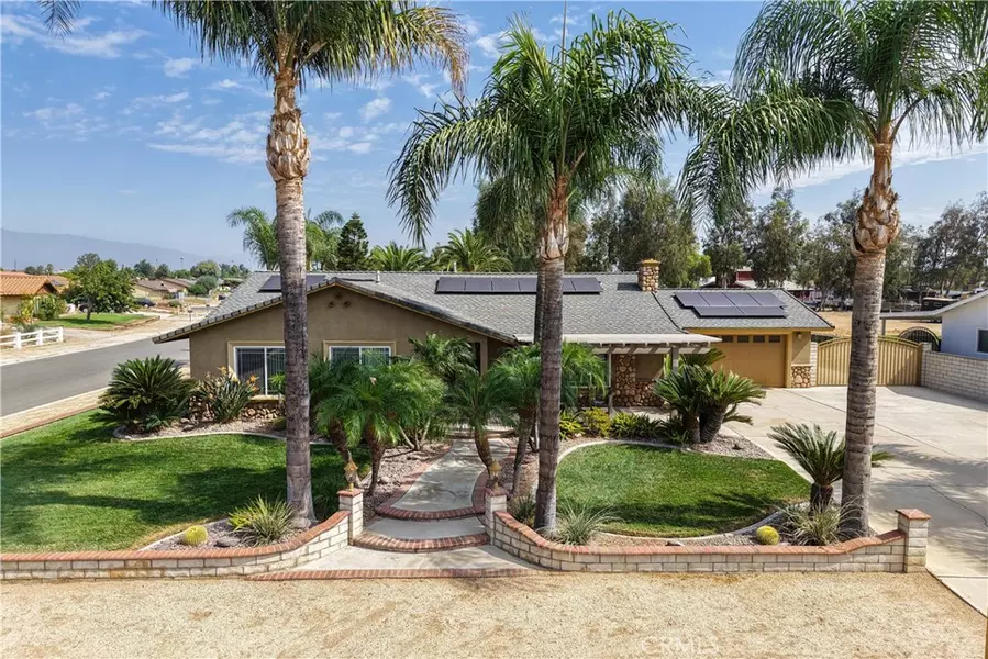 11101 Gemini CT, Jurupa Valley, CA 91752