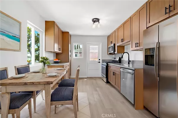 Long Beach, CA 90807,1824 Silva