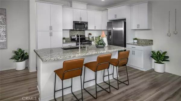 2461 Gunner Ridge WAY, Rialto, CA 92377
