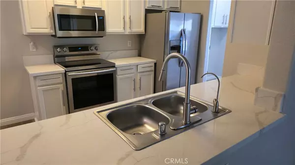 Murrieta, CA 92562,24909 Madison #2014
