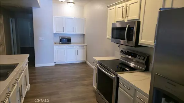 Murrieta, CA 92562,24909 Madison #2014