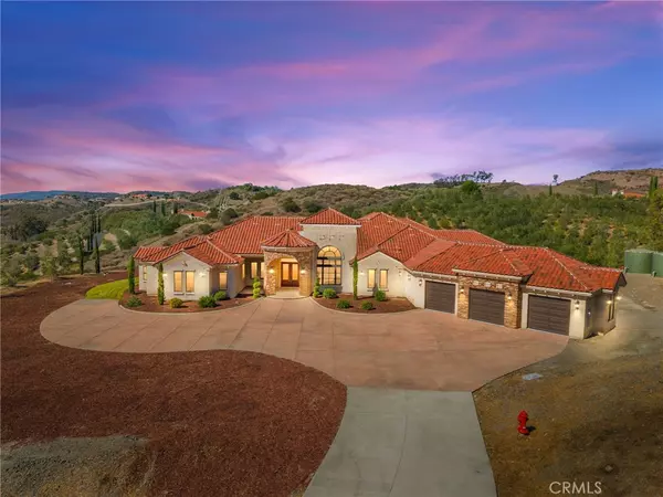 25700 El Chaval PL, Temecula, CA 92590