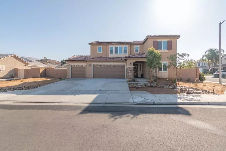 387 Sunny Ridge, San Jacinto, CA 92582