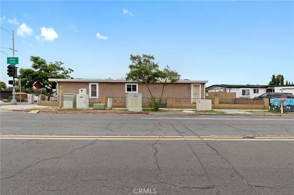 San Diego, CA 92123,8975 Gramercy DR