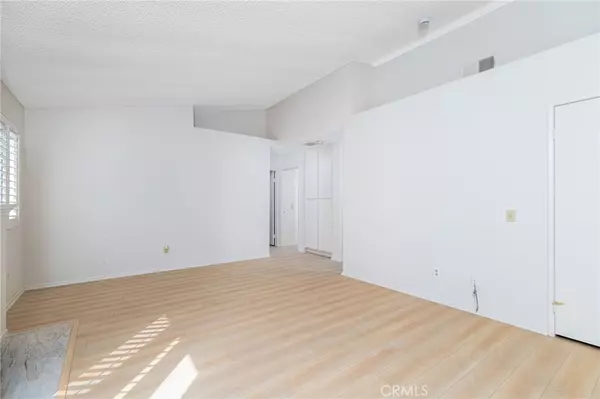 Menifee, CA 92585,27971 Red Dawn