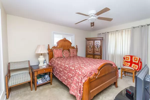 Hemet, CA 92543,891 S State ST