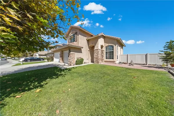 Lake Elsinore, CA 92532,30 Del Santello