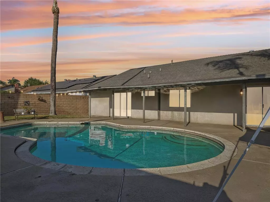 Chino, CA 91710,13022 Cypress AVE