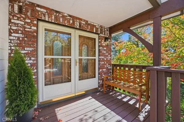 Lake Arrowhead, CA 92352,26733 Merced LN