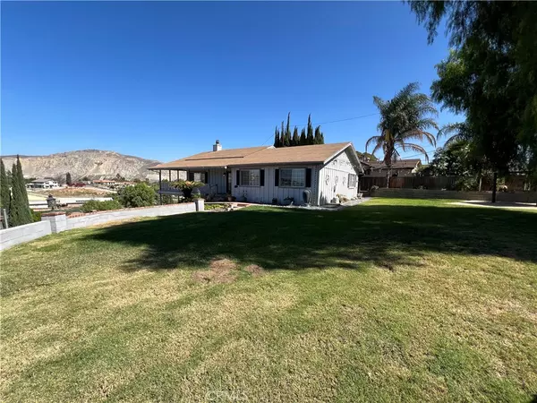 Corona, CA 92881,7885 Marilyn